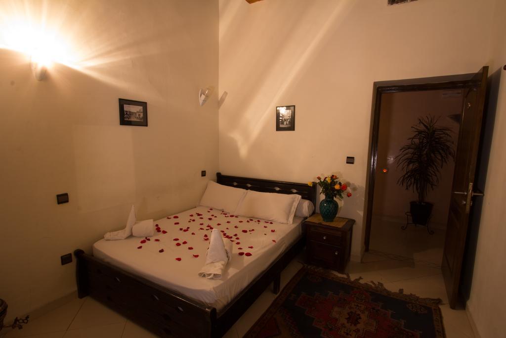 Hotel Amira Et Vacances Marrakesh Bagian luar foto